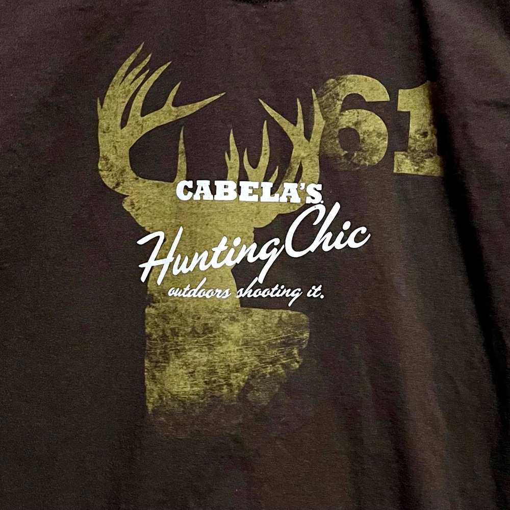 Cabela’s - Hunting Chic - Women - Gildan - Medium - Women’s - Outdoor - TShirt